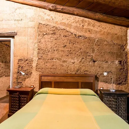 El Zarzo De Nemesio, Alberca Barbacoa 2 Hab 4 Pers Mas 2 Max Holiday home Valdelarco