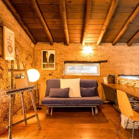 Holiday home El Zarzo De Nemesio, Alberca Barbacoa 2 Hab 4 Pers Mas 2 Max *